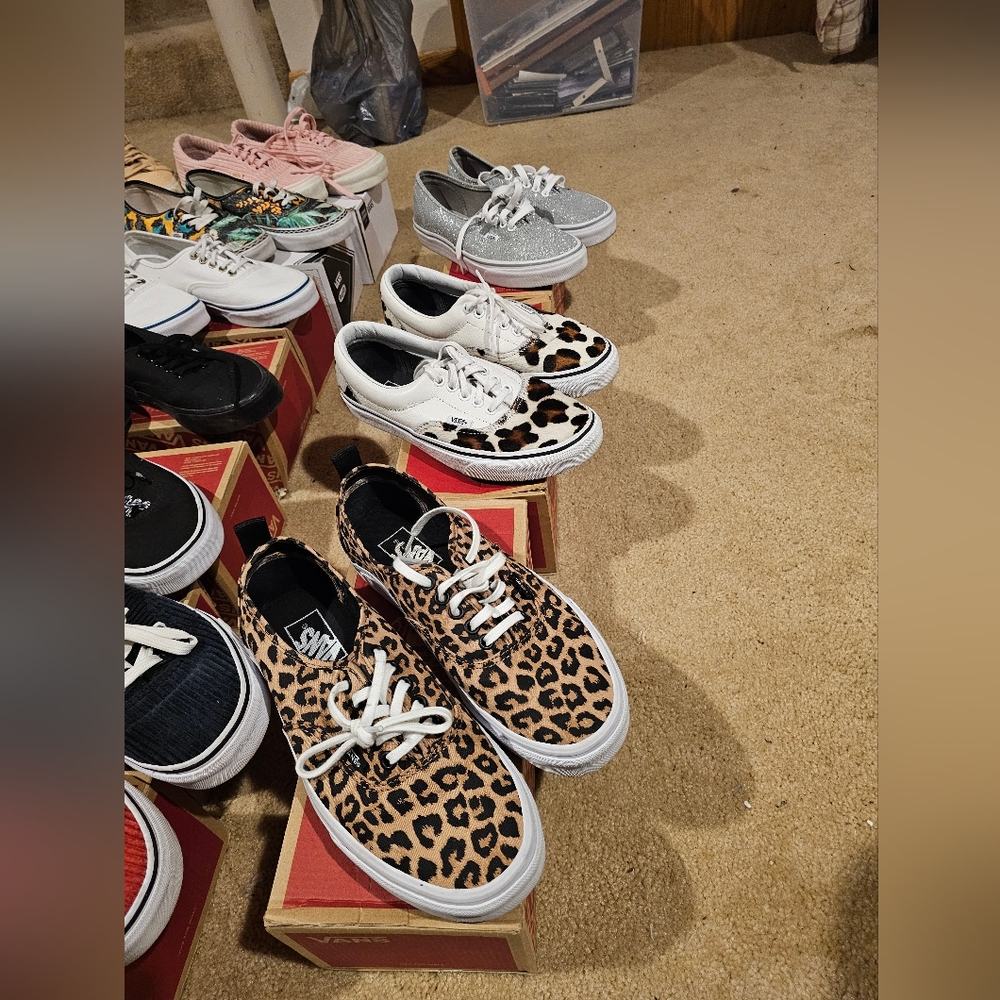 Vans LOT OF 2 Authentic